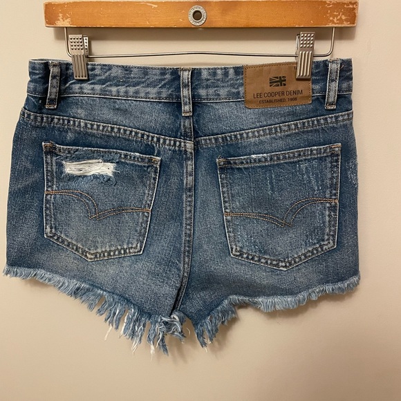 Lee Cooper denim blue jean shorts, high waisted with button fly - Picture 2 of 2